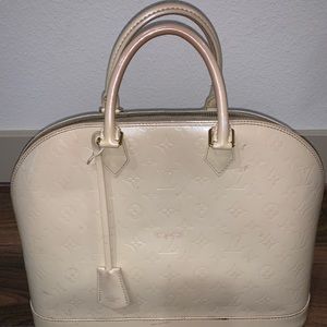 Louis Vuitton Alma MM